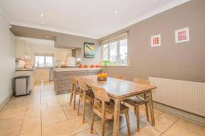 Central Cardiff Victorian Town House Free parking